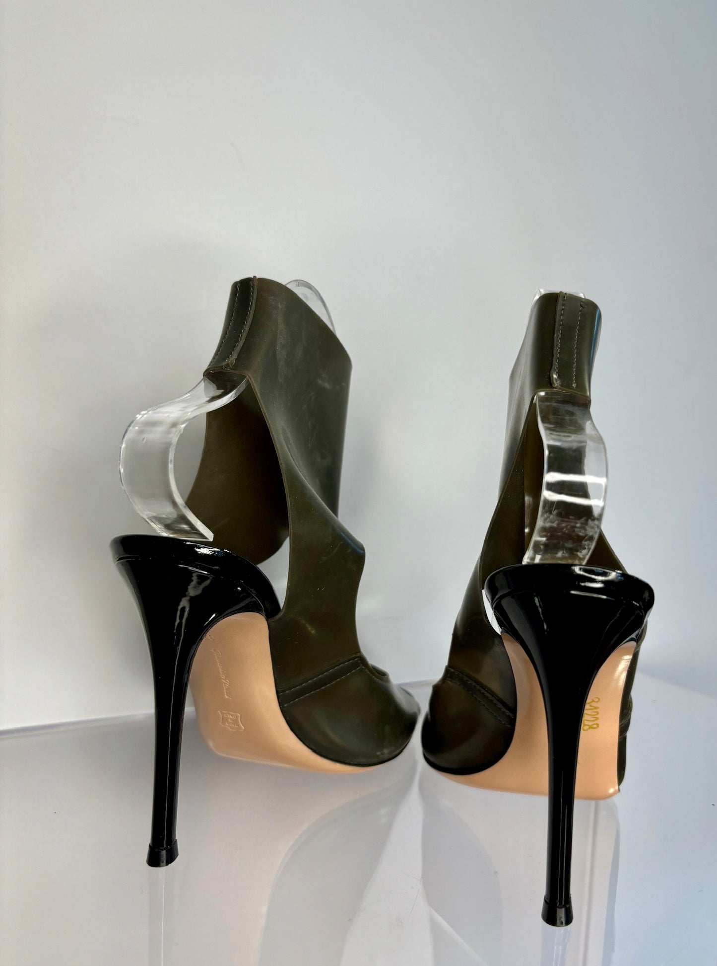 Gianvito Rossi Heel Latex Gray Sandal 37