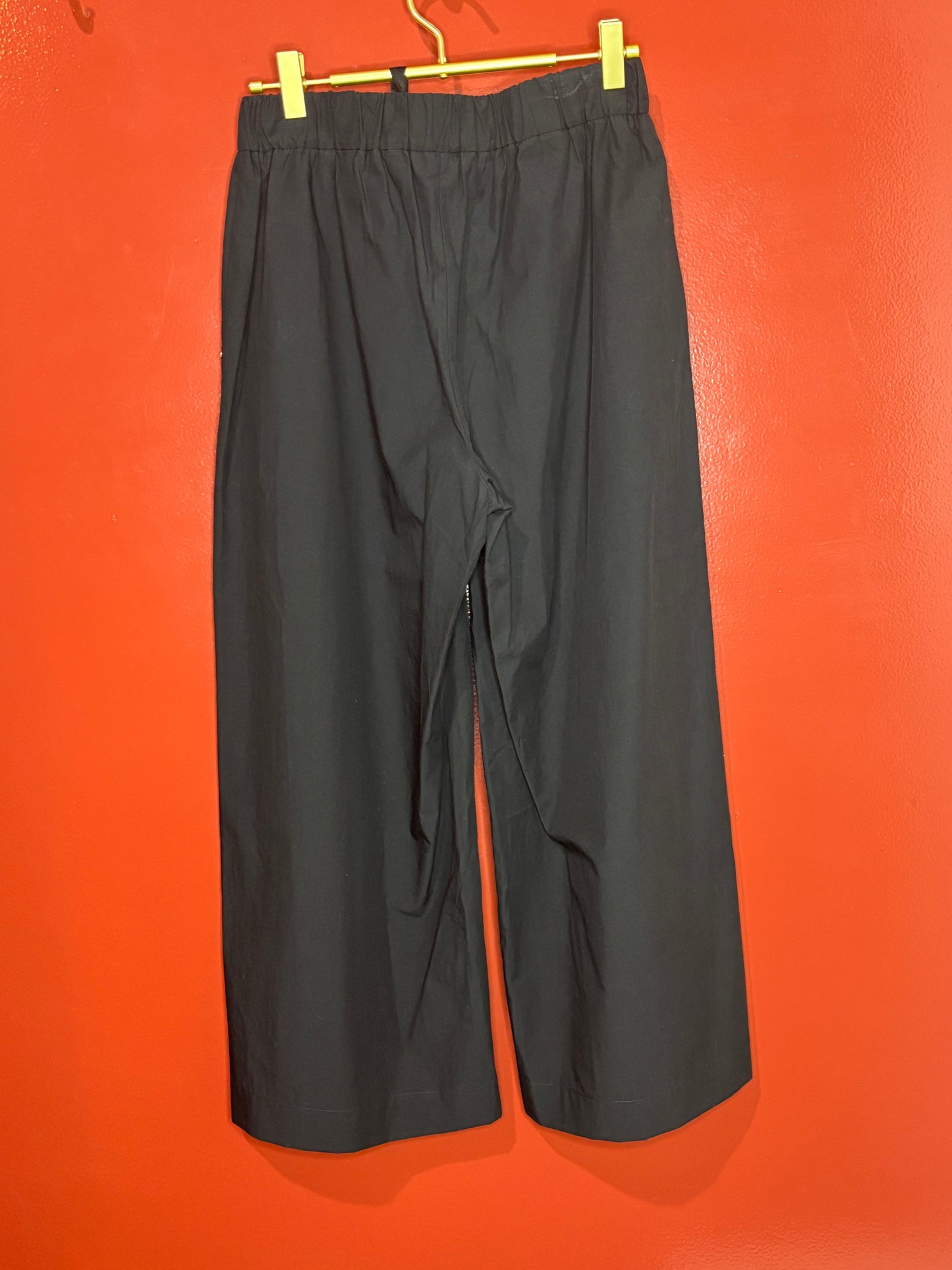 Ottod Ame Black Crop Pants S