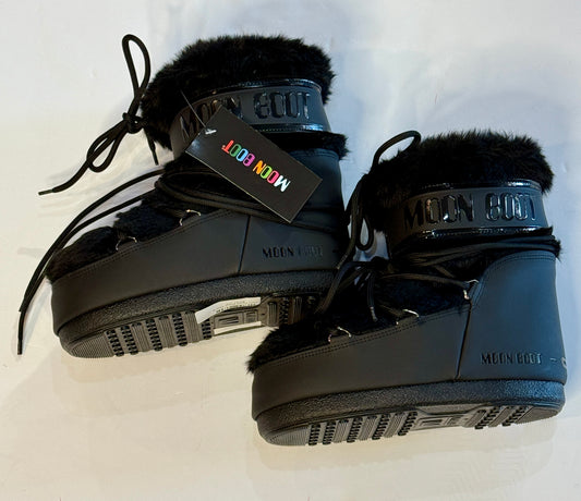 Moon Boots Black Mini S