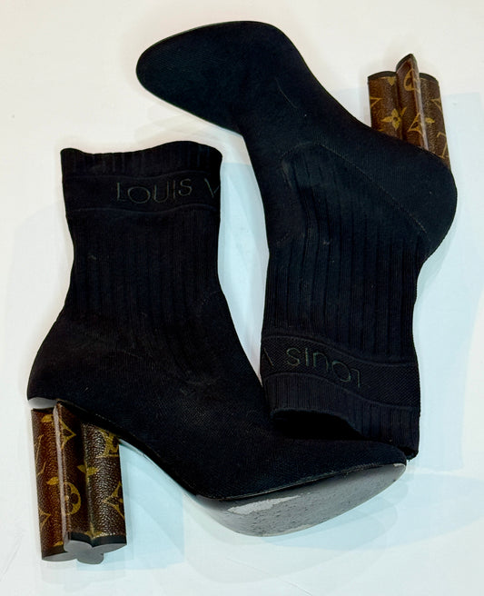 Louis Vuitton Silhouette Ankle Boots 38