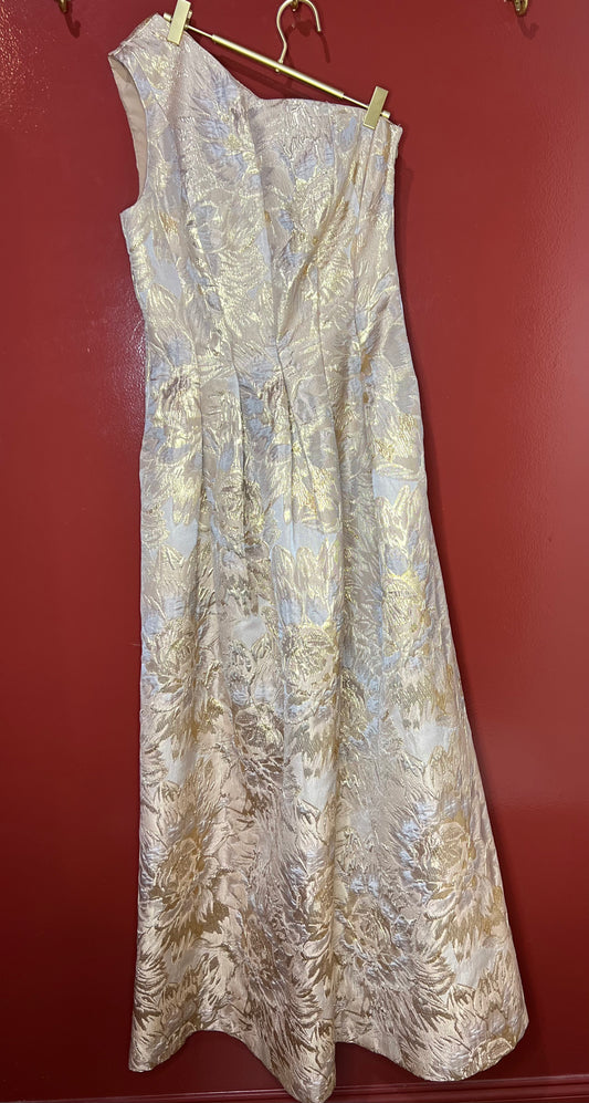 Kay Unger Long Gold Gown 8