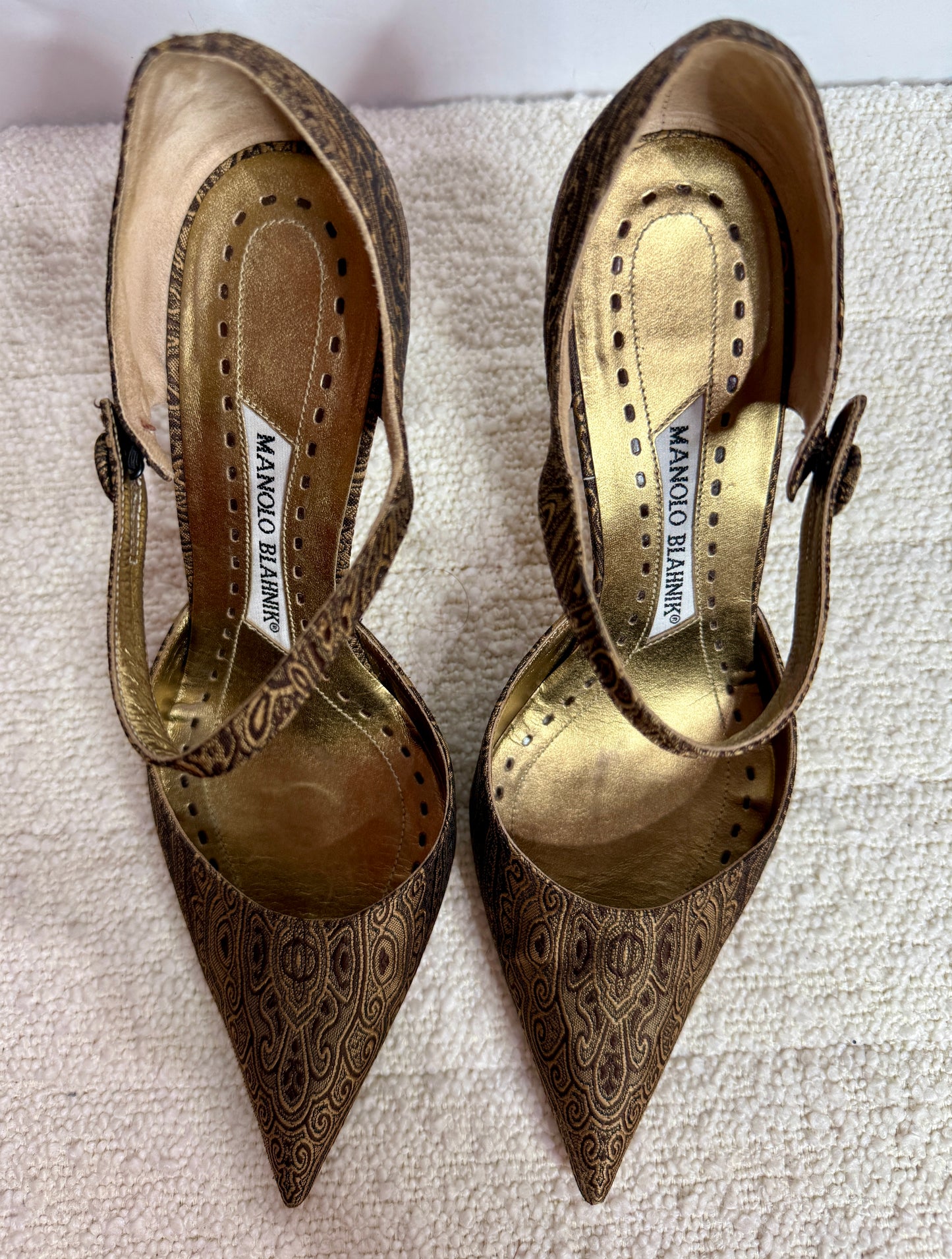 Manolo Blahnik Persian Cloth Heels 37