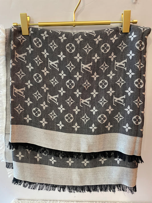 Louis Vuitton Cha'le Monogram Shine Stole